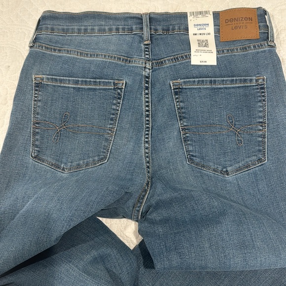 BNWT Levi’s Denizen Jeans 8M 29x30 High Rise - Picture 3 of 3